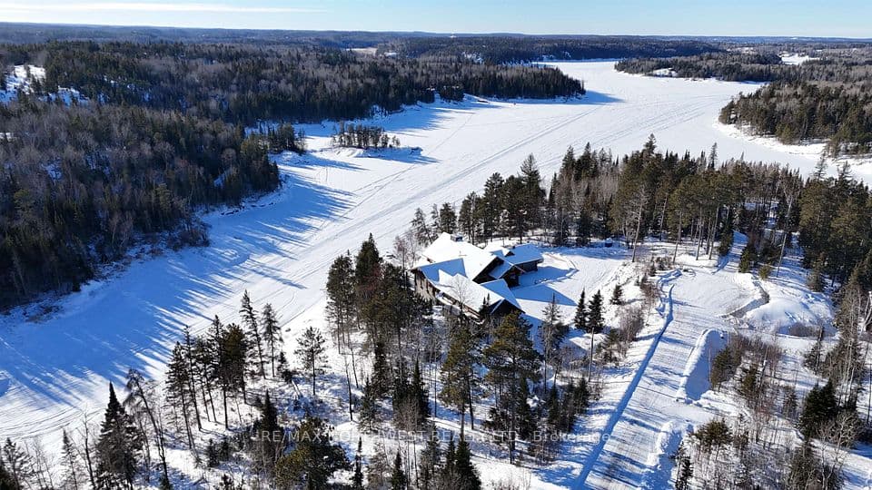 76 MIDDLE LAKE/WINNIPEG RIVER, Kenora, ON P0X 1C0 – photo 2