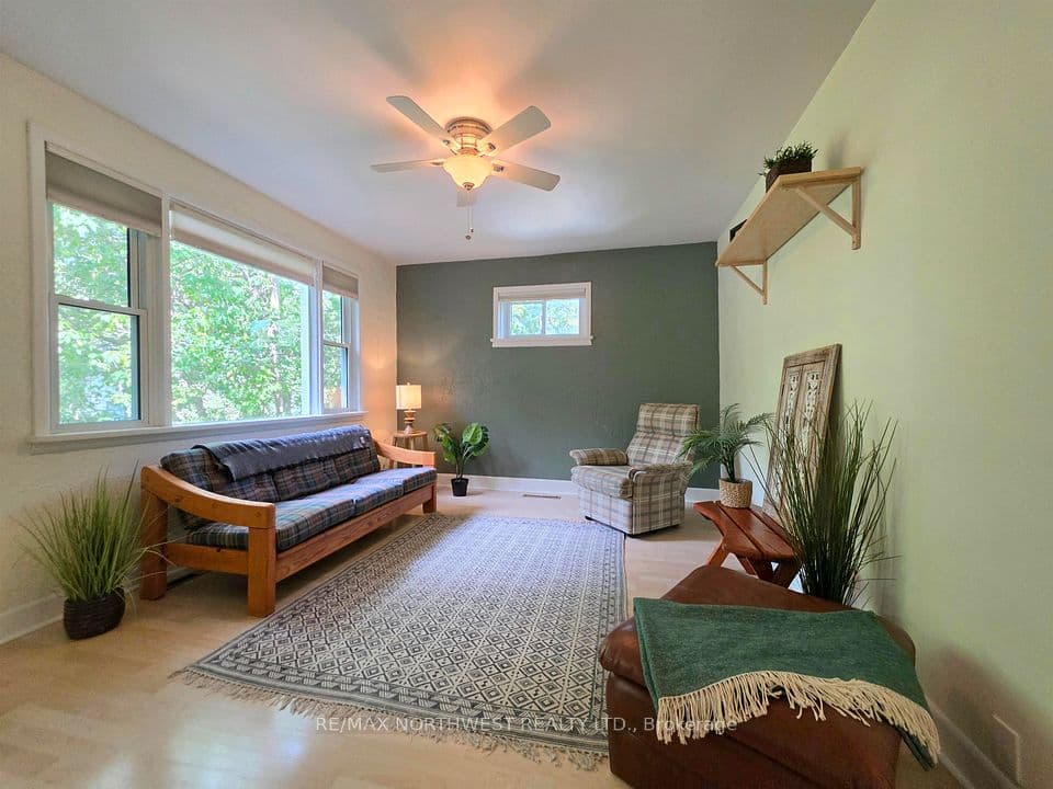 607 First Street South, Kenora, ON P9N 1E1 – photo 2