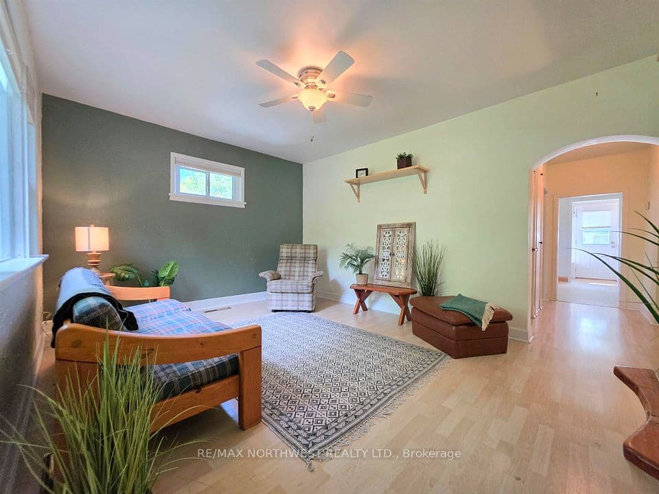 607 First Street South, Kenora, ON P9N 1E1 – photo 3
