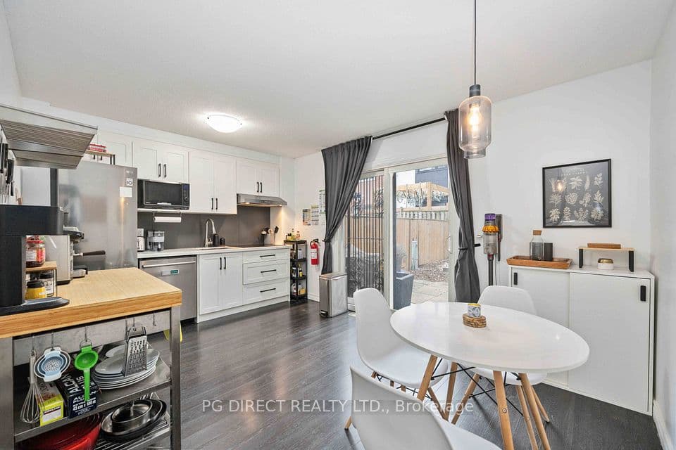 88 Stanley Terrace, Toronto, ON M6J 3P9 – photo 2