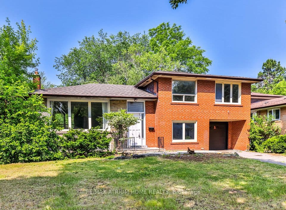 104 Maxome Avenue, Toronto, ON M2M 3K4 – photo 2