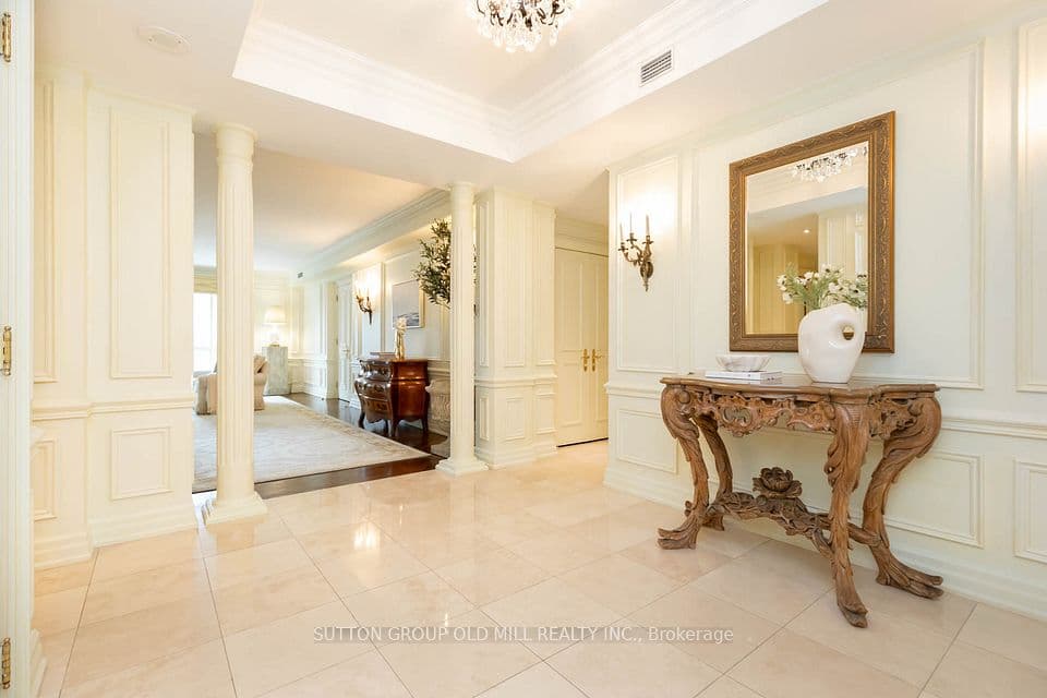 38 Avenue Road 700, Toronto, ON M5R 2G2 – photo 2