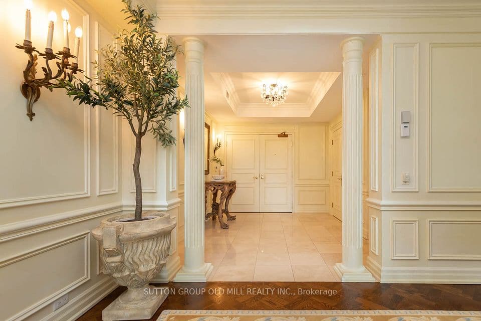 38 Avenue Road 700, Toronto, ON M5R 2G2 – photo 3