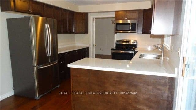 10 Teagarden Court, Toronto, ON M2N 5Z9 – photo 3