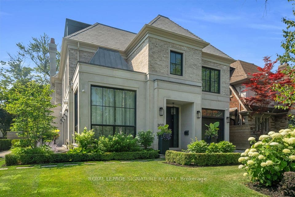 207 Strathallan Boulevard, Toronto, ON M1N 1T3 – photo 2