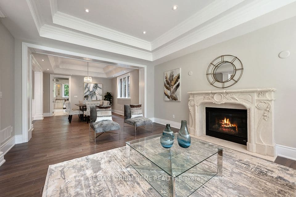 242 Parkview Avenue, Toronto, ON M2N 3Z1 – photo 2