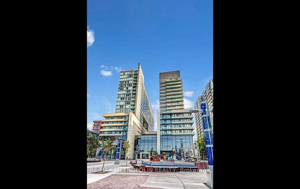 36 Lisgar Street 712E, Toronto, ON M6J 0C7 – photo 2