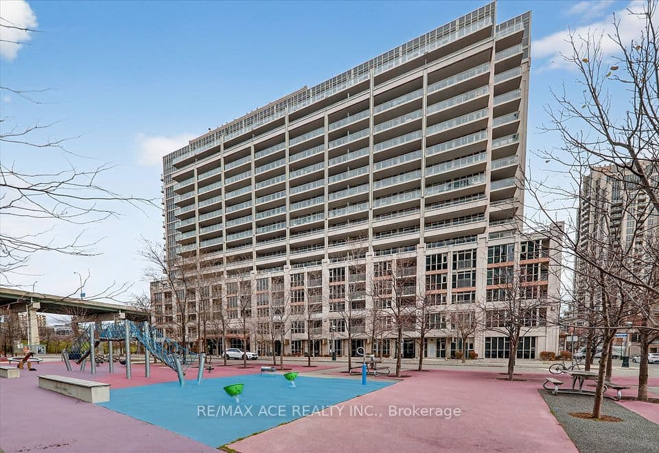 35 Bastion Street 706, Toronto, ON M5V 0C2 – main photo