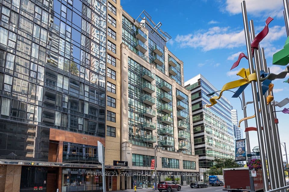 263 Wellington Street W 306, Toronto, ON M5V 3E6 – main photo