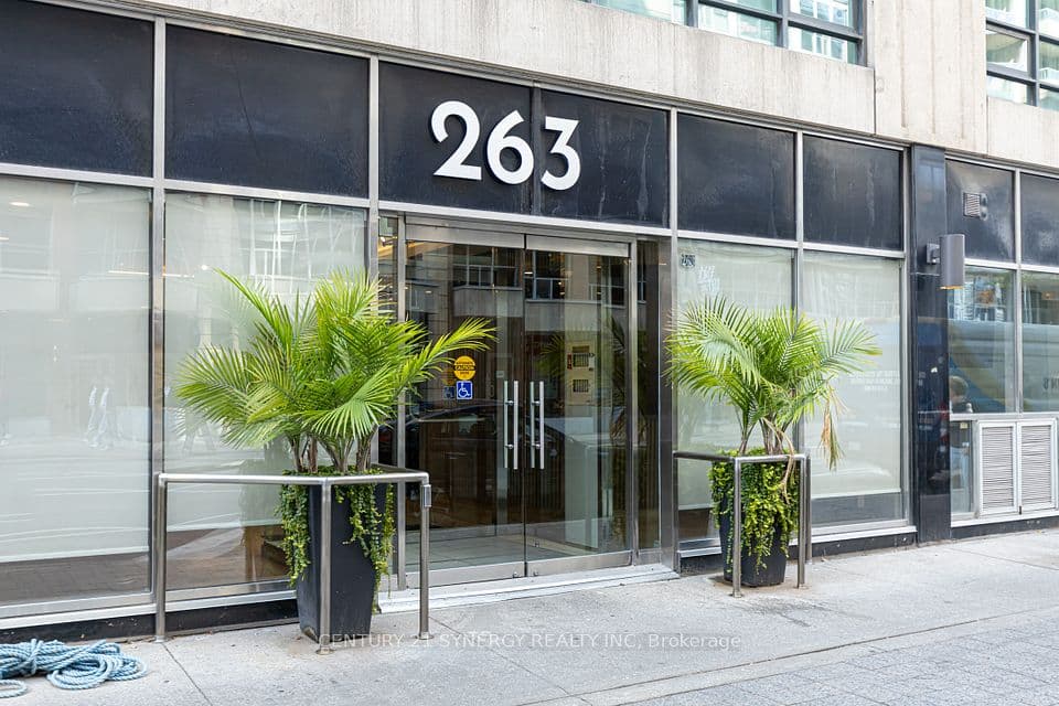 263 Wellington Street W 306, Toronto, ON M5V 3E6 – photo 3