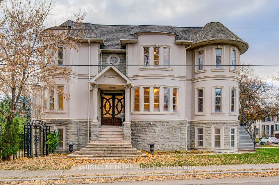 125 Kingsdale Avenue, Toronto, ON M2N 3W5 – photo 2