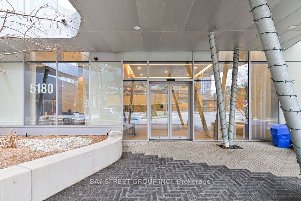 5180 Yonge Street Lph04, Toronto, ON M2N 5P6 – photo 3