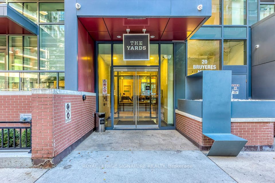 20 Bruyeres Mews 1901, Toronto, ON M5V 0G8 – photo 3