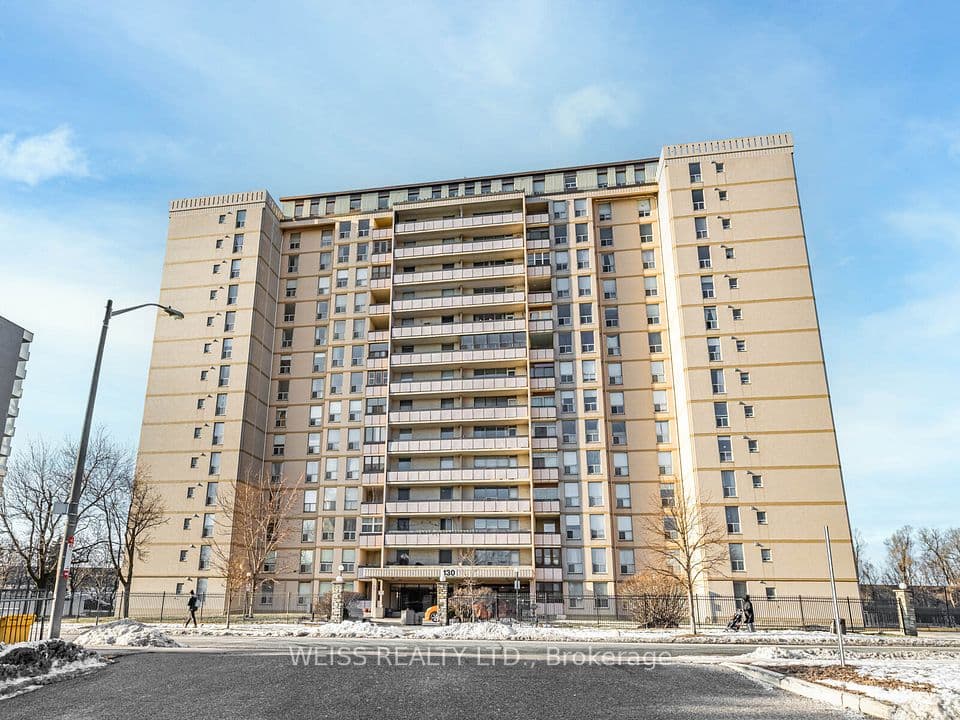 130 Neptune Drive 301, Toronto, ON M6A 1X5 – main photo