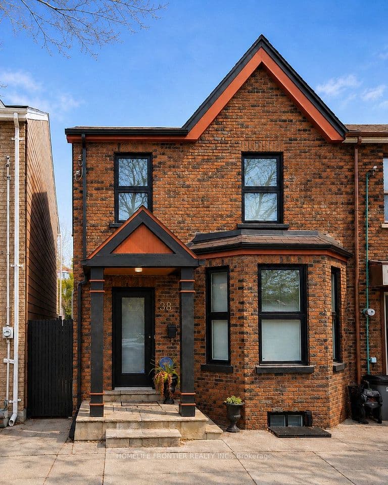 38 Henderson Avenue, Toronto, ON M6J 2B8 – main photo