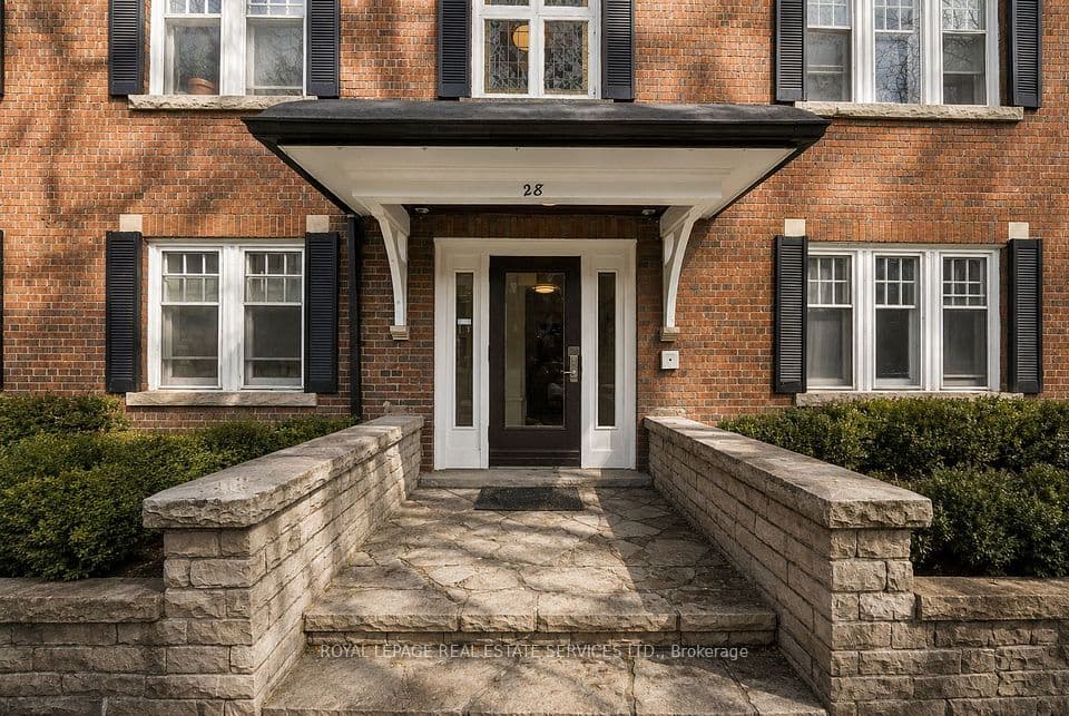 28 Macpherson Avenue, Toronto, ON M5R 1W8 – photo 2