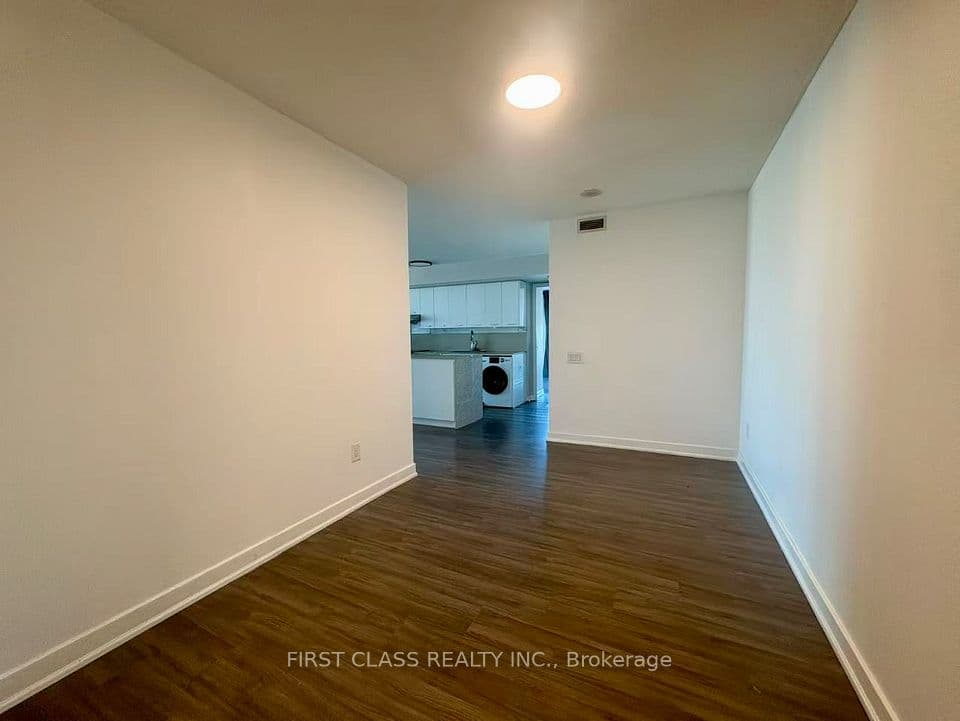 33 Singer Court 1511, Toronto, ON M2K 0B4 – photo 2