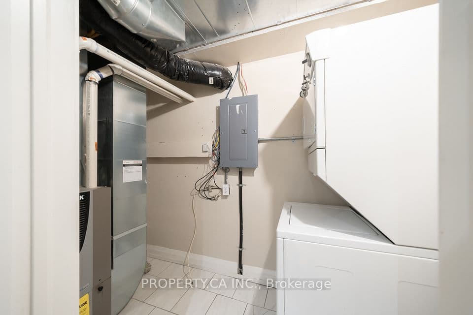 473 Dupont Street 2, Toronto, ON M6G 1Y6 – photo 3
