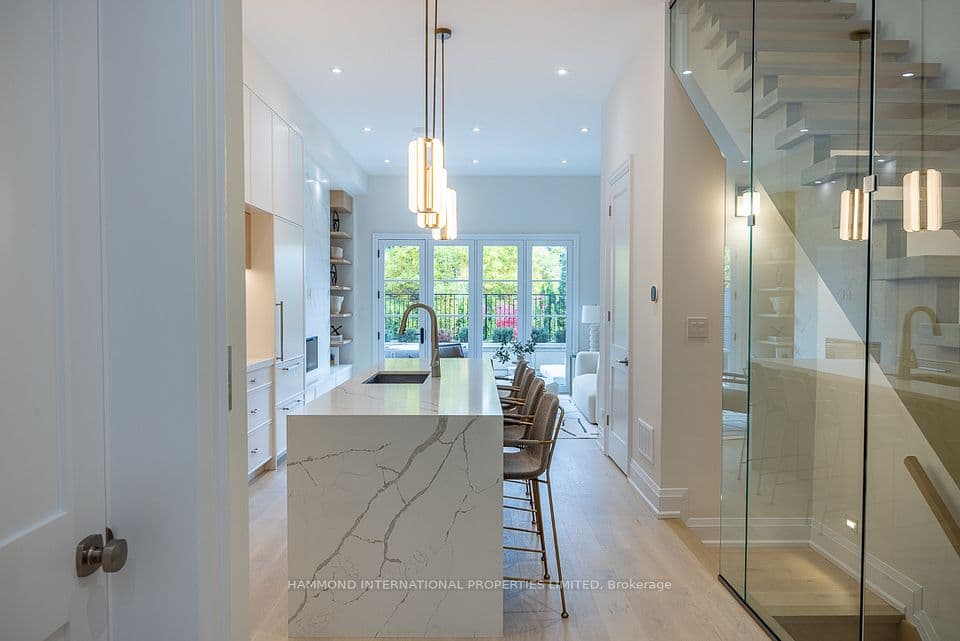 1177 Avenue Road, Toronto, ON M5N 2G2 – main photo