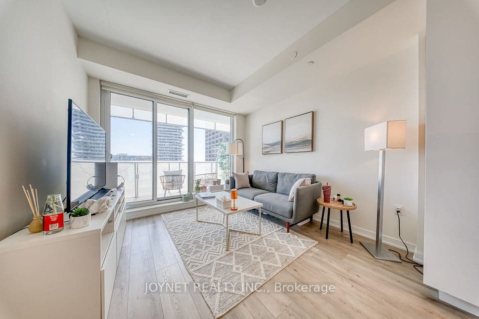 28 Freeland Street 1201, Toronto, ON M5E 0E3 – photo 2