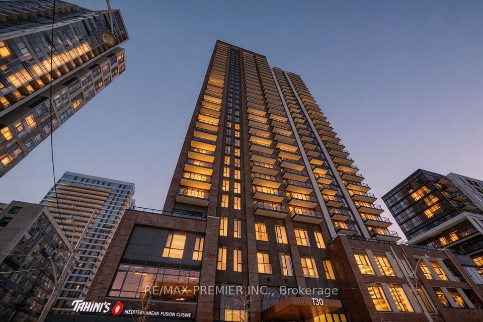 130 River Street 1309, Toronto, ON M5A 0R8 – main photo