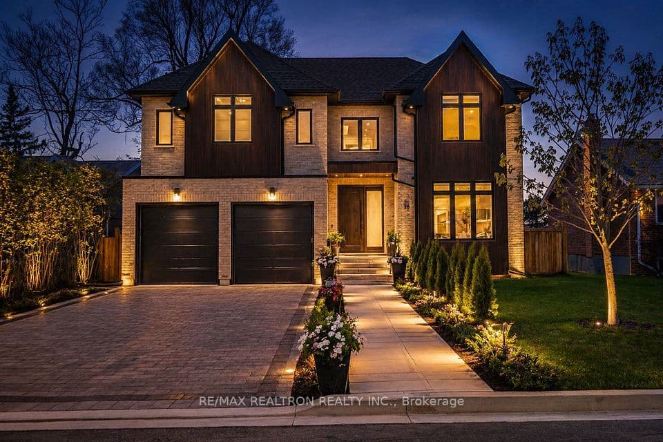28 Ternhill Crescent, Toronto, ON M3C 2E5 – photo 2