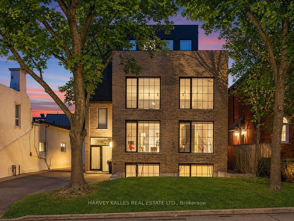 34 Coulson Avenue B, Toronto, ON M4V 1Y5 – photo 2