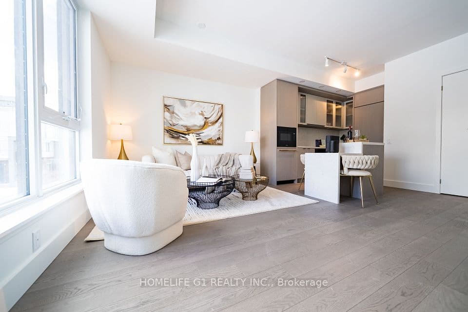 6 Greenbriar Road 116, Toronto, ON M2K 0H6 – main photo