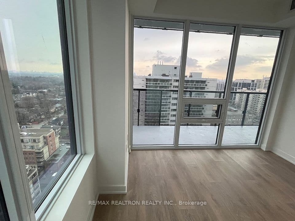 117 Broadway Avenue 1709, Toronto, ON M4P 1V3 – photo 2