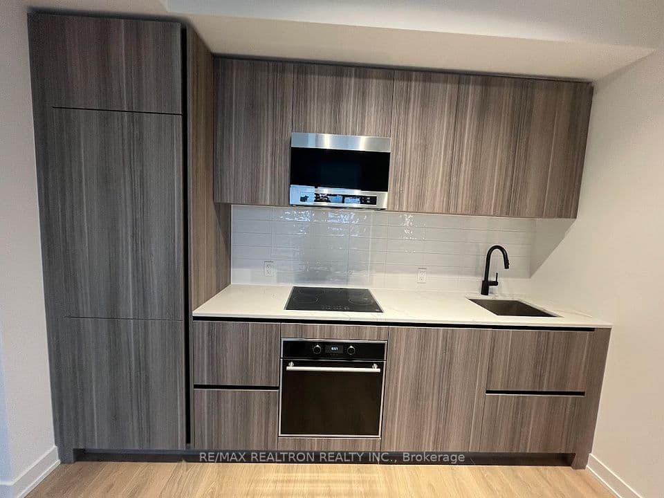 117 Broadway Avenue 1709, Toronto, ON M4P 1V3 – photo 3