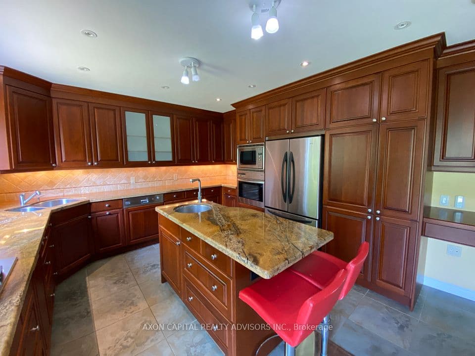 108 Old Colony Road, Toronto, ON M2L 2K2 – photo 3