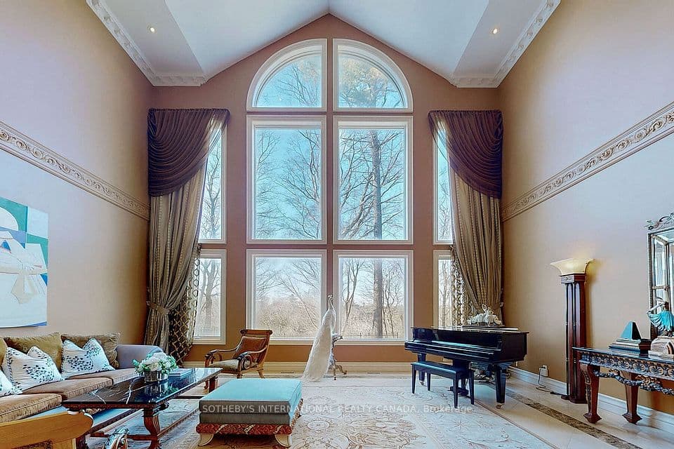 28 Glenorchy Road, Toronto, ON M3C 2P9 – photo 3