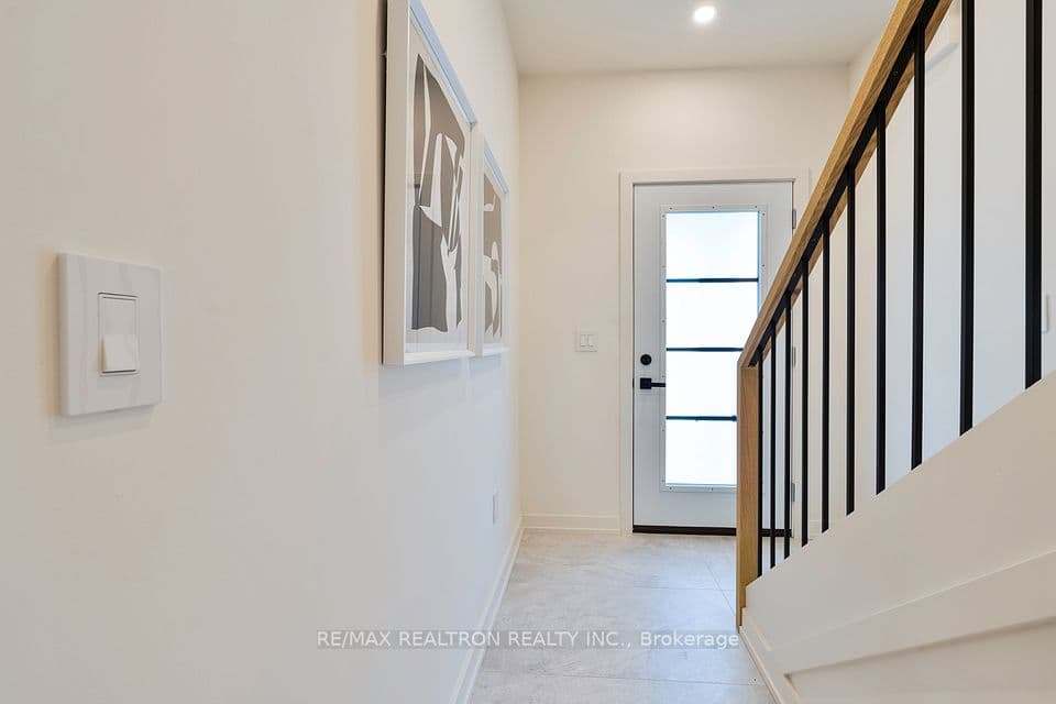 53 Alameda Avenue, Toronto, ON M6C 3W3 – photo 3