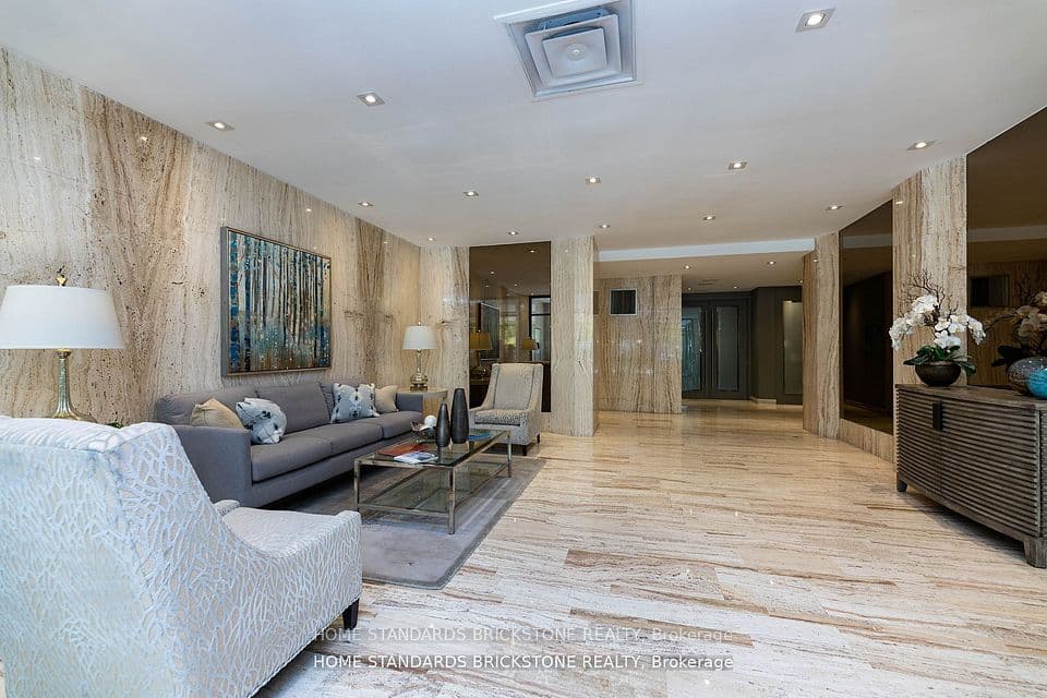 66 Collier Street 9D, Toronto, ON M4W 1L9 – photo 2