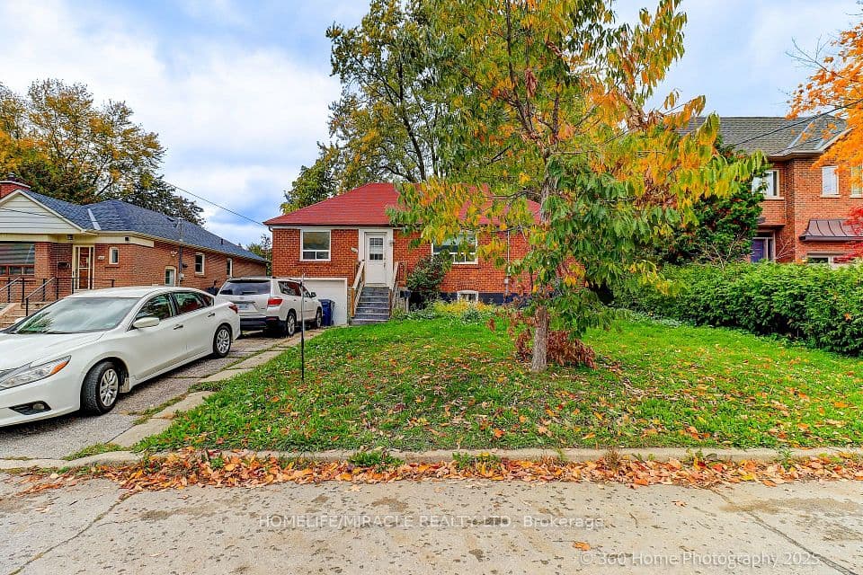 106 Johnston Avenue, Toronto, ON M2N 1H2 – photo 3