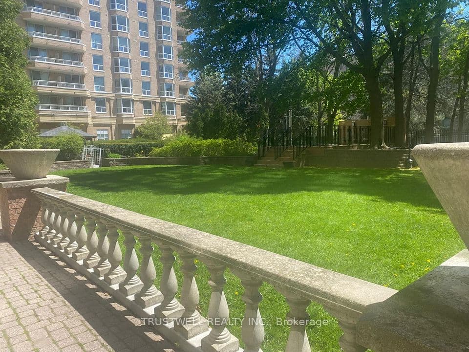 21 Overlea Boulevard 1107, Toronto, ON M4H 1P2 – photo 3