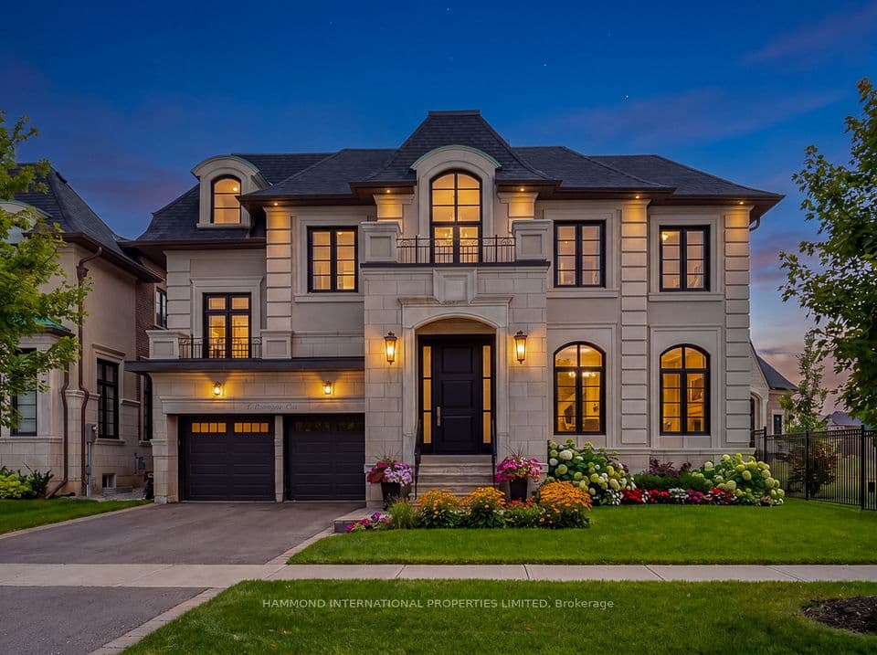 9 Lonergan Crescent, Toronto, ON M2M 4B3 – main photo