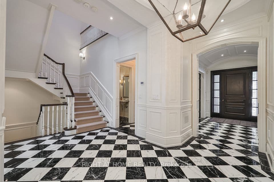 41 Old Forest Hill Road, Toronto, ON M5P 2P8 – photo 2