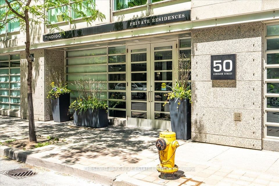 50 Lombard Street 1401, Toronto, ON M5C 2X4 – photo 2