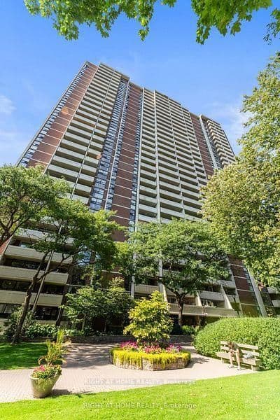 40 Homewood Avenue 2201, Toronto, ON M4Y 2K2 – main photo