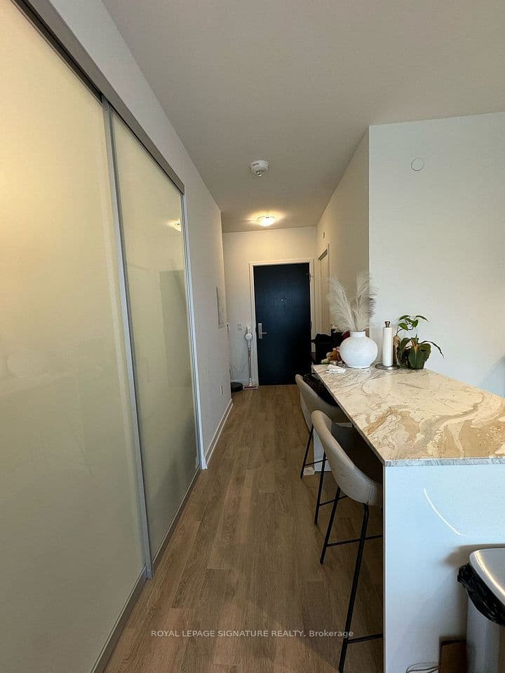 158 Front Street E 820, Toronto, ON M5A 0K9 – photo 3