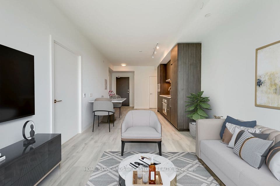 7 Golden Lion Heights N2406, Toronto, ON M2M 0C1 – photo 2