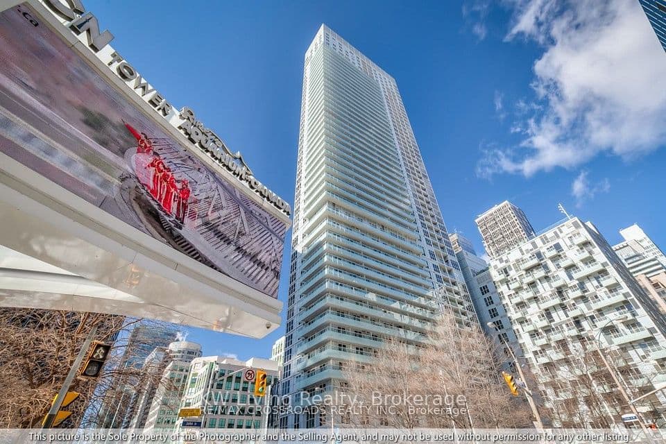 300 Front Street W 3012, Toronto, ON M5V 0E9 – main photo