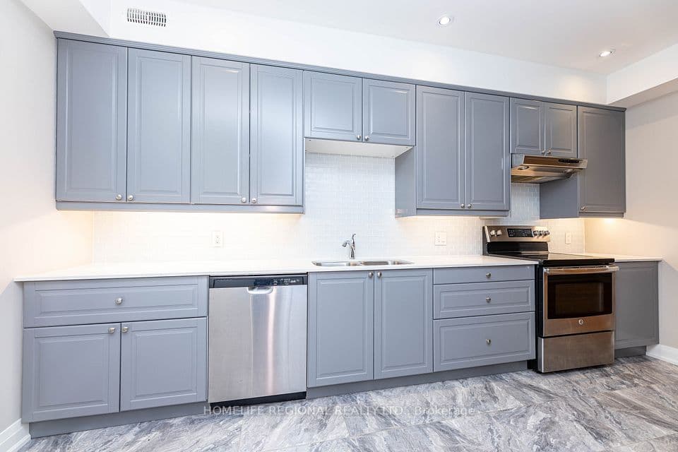 204 Roxton Road, Toronto, ON M6J 2Y5 – photo 3