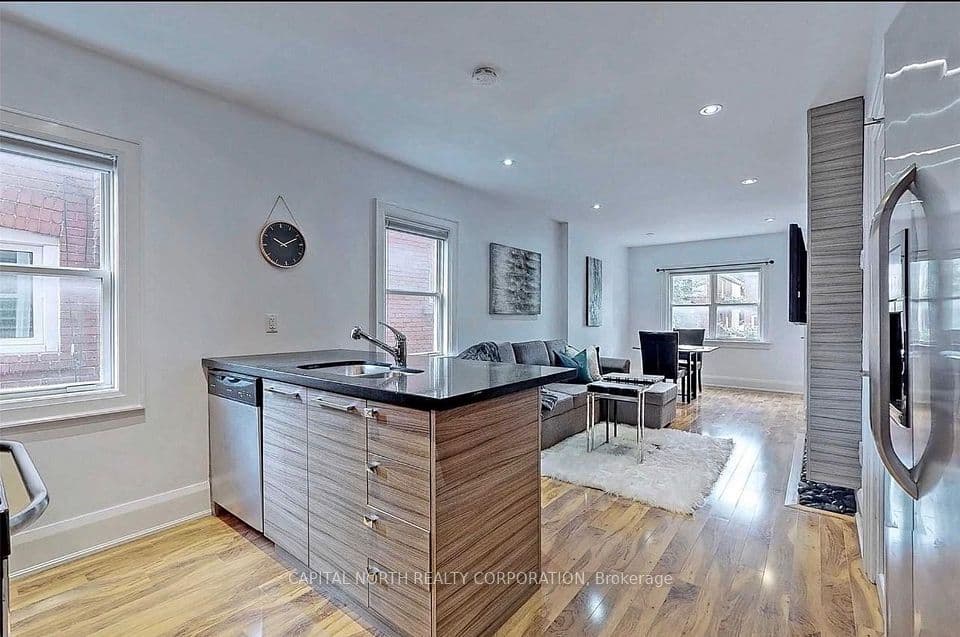 4 Belle Ayre Boulevard, Toronto, ON M4S 2P7 – photo 3
