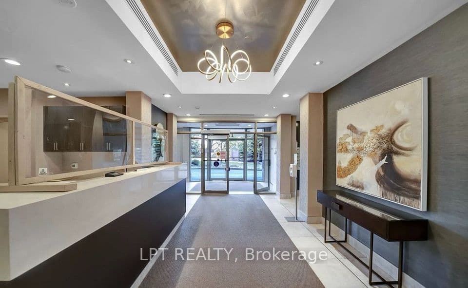 1720 Eglinton Avenue E 101, Toronto, ON M4A 1J7 – photo 2