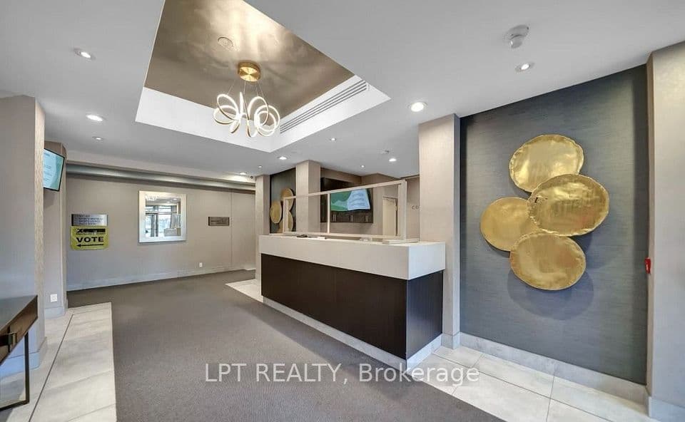 1720 Eglinton Avenue E 101, Toronto, ON M4A 1J7 – photo 3