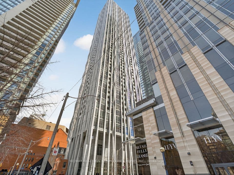 1 Yorkville Avenue 905, Toronto, ON M4W 1L1 – main photo