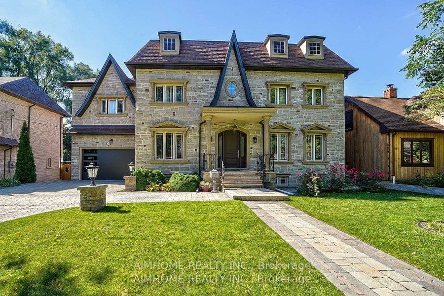 38 Pheasant Road, Toronto, ON M2M 3G7 – main photo