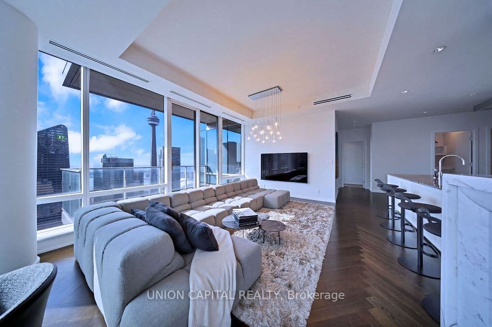 180 University Avenue 5508, Toronto, ON M5H 0A2 – main photo